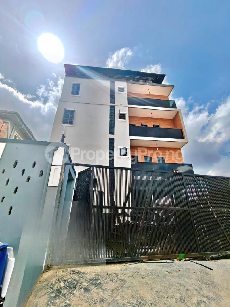 3 bedroom House for sale Yaba Lagos
