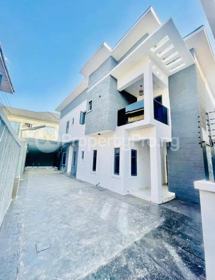 4 bedroom House for sale Adeniyi Jones Ikeja Lagos