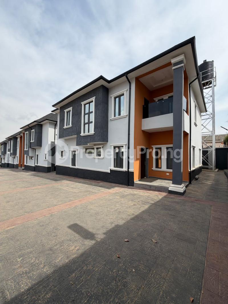 4 bedroom House for sale Life Camp Abuja