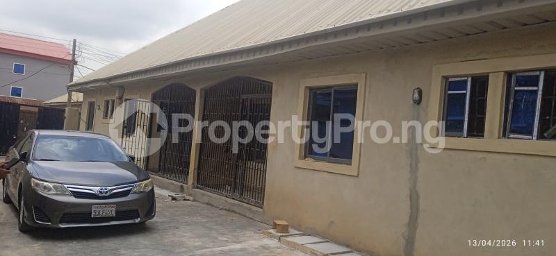 2 bedroom House for rent Magboro Obafemi Owode Ogun - 0