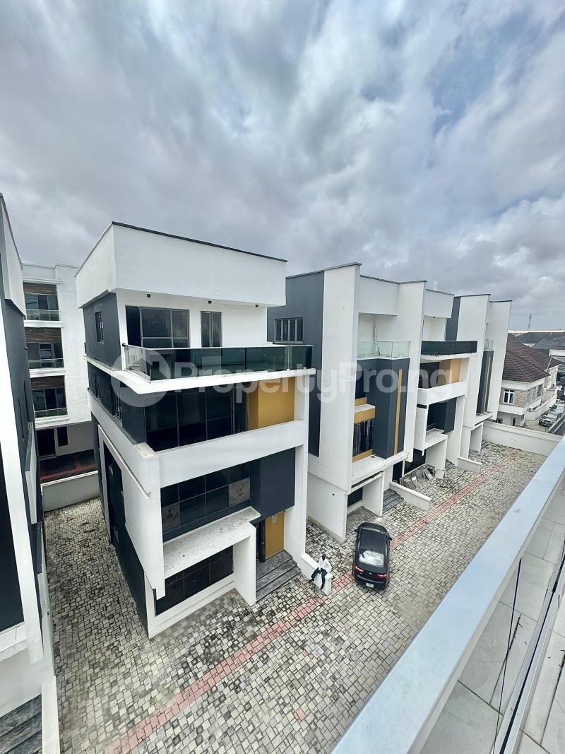 4 bedroom House for sale Chevy View Chevron Lekki Lagos