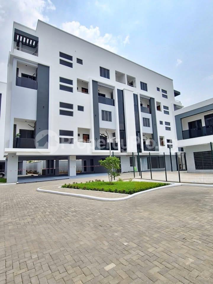 4 bedroom House for sale  Surulere Lagos