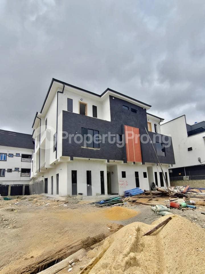 4 bedroom House for sale In Secured Estate Gbagada Lagos