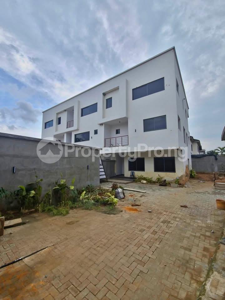 4 bedroom House for sale In A Secured Estate Ilupeju Lagos