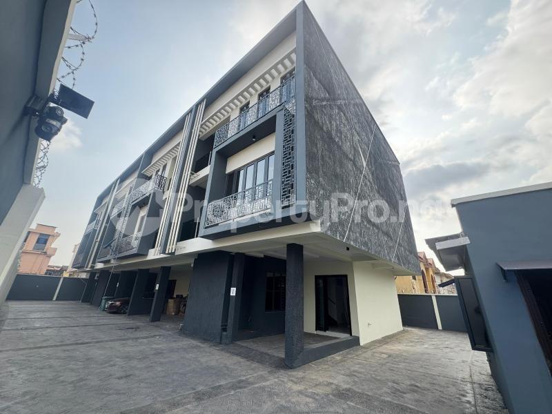 4 bedroom House for sale In Secured Estate In Gbagada Ogba Lagos