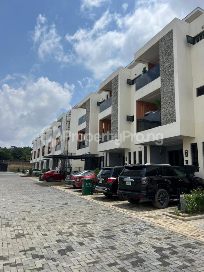 4 bedroom House for sale Life Camp Abuja