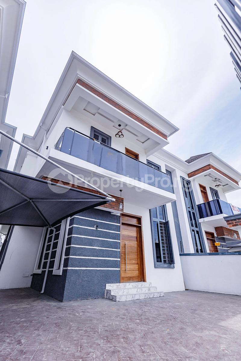4 bedroom House for sale Off Alternative Route chevron Lekki Lagos
