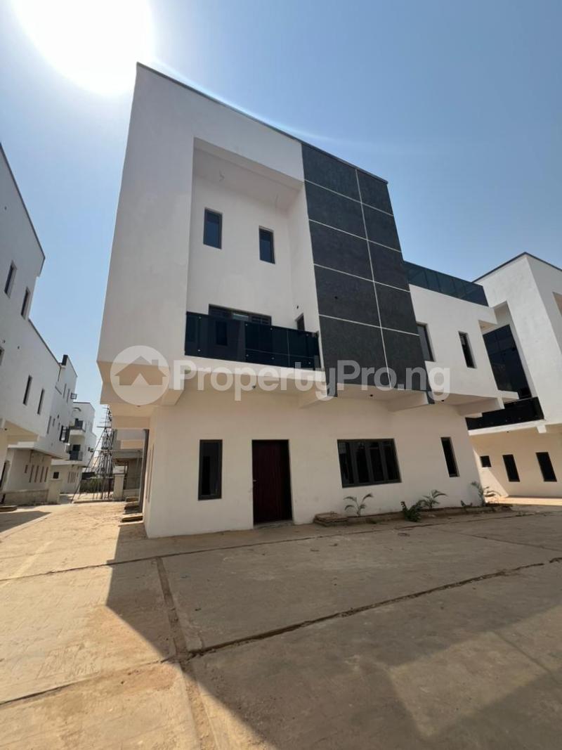 5 bedroom House for sale Mabushi Abuja
