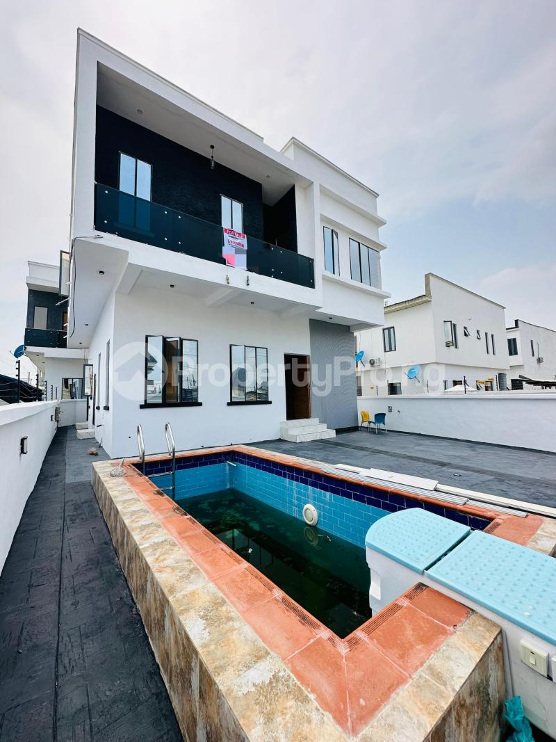 5 bedroom House for sale Close To Total Filling Station Abraham Desanya Ajah Lagos