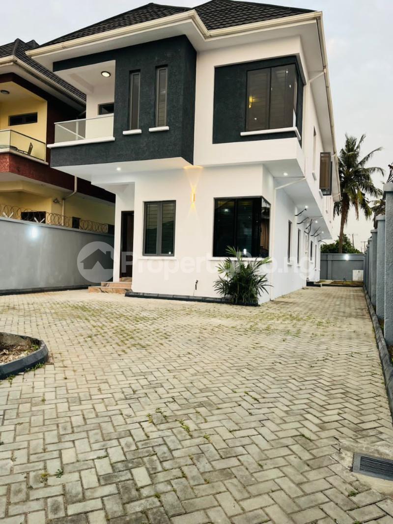 5 bedroom House for sale In A Nice Environment Ogudu GRA Ogudu Lagos