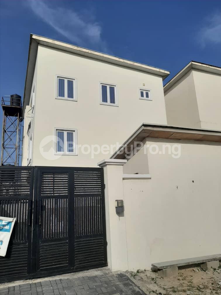 7 bedroom House for sale Lekki Right, Whitesandsschool, Elf Bus Stop, Via Petrocam Lekki Lagos