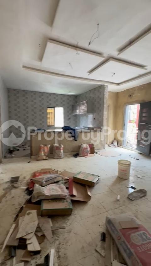 3 bedroom Flat / Apartment for rent Off Pedro Road,shomolu Shomolu Lagos