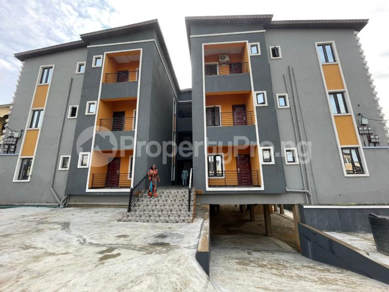 3 bedroom Flat / Apartment for sale Soluyi Gbagada Lagos