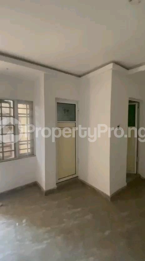 1 bedroom Flat / Apartment for rent Lawanson Surulere Lagos