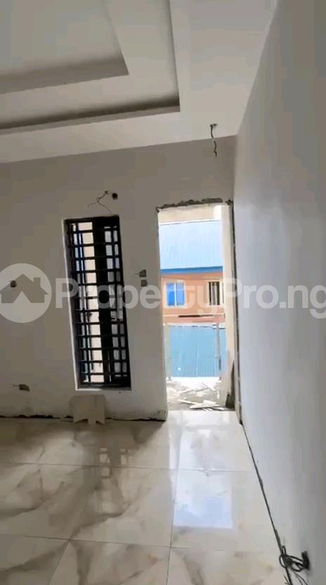 Flat / Apartment for sale Akoka Yaba Lagos