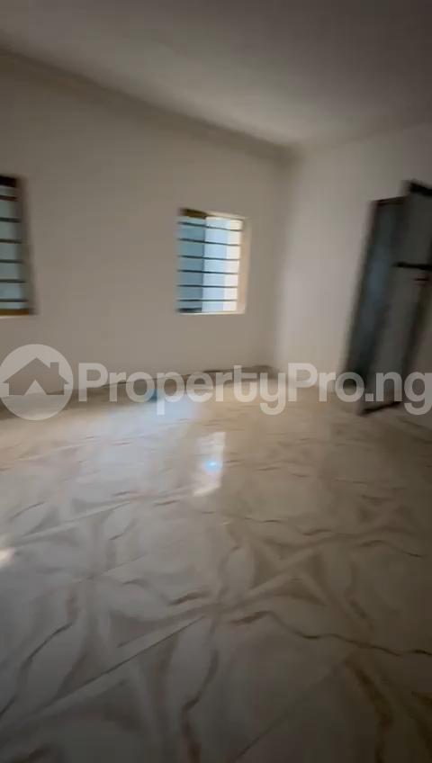 1 bedroom Flat / Apartment for rent Off Pedro Road, Shomolu, Lagos Shomolu Lagos