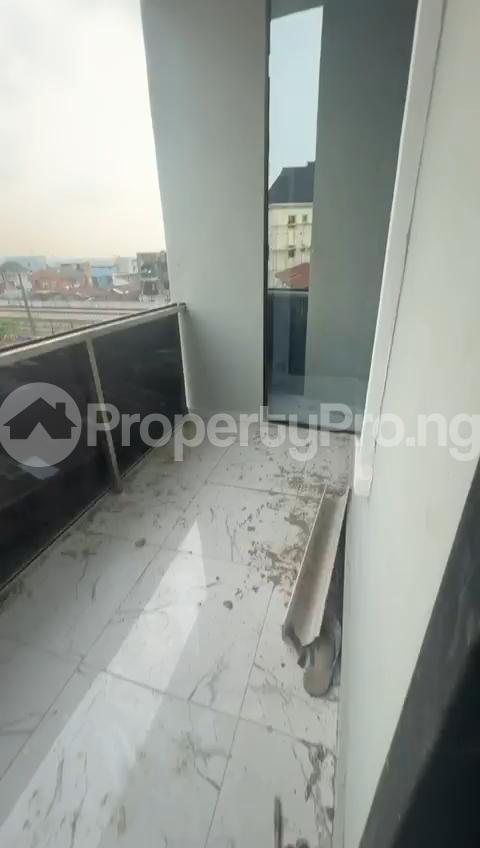 2 bedroom Flat / Apartment for rent Onipanu, Lagos Shomolu Lagos