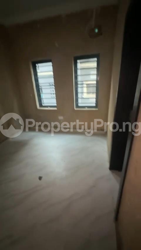2 bedroom Flat / Apartment for rent Luth Road Lagos Shomolu Lagos