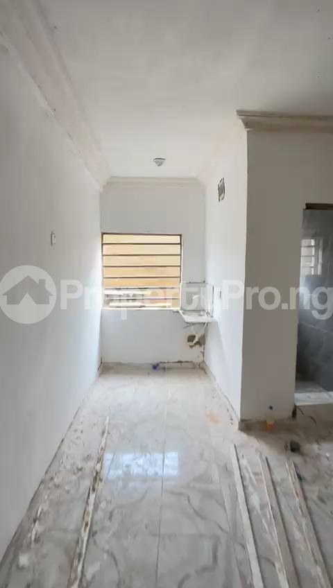 1 bedroom Flat / Apartment for rent Off Pedro Road, Shomolu, Lagos Shomolu Lagos