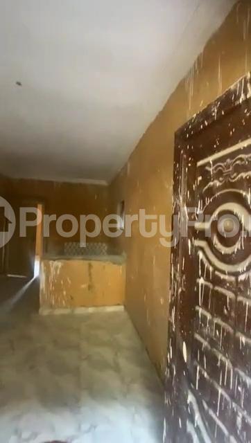 1 bedroom Flat / Apartment for rent Off Apata Street, Shomolu Lagos