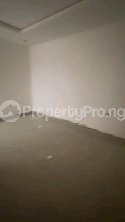 Flat / Apartment for rent Off Bajulaye Road Shomolu Lagos