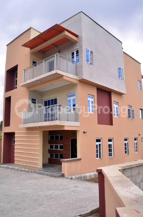 4 bedroom House for rent Osanaiye Crescent Agodi Ibadan Oyo