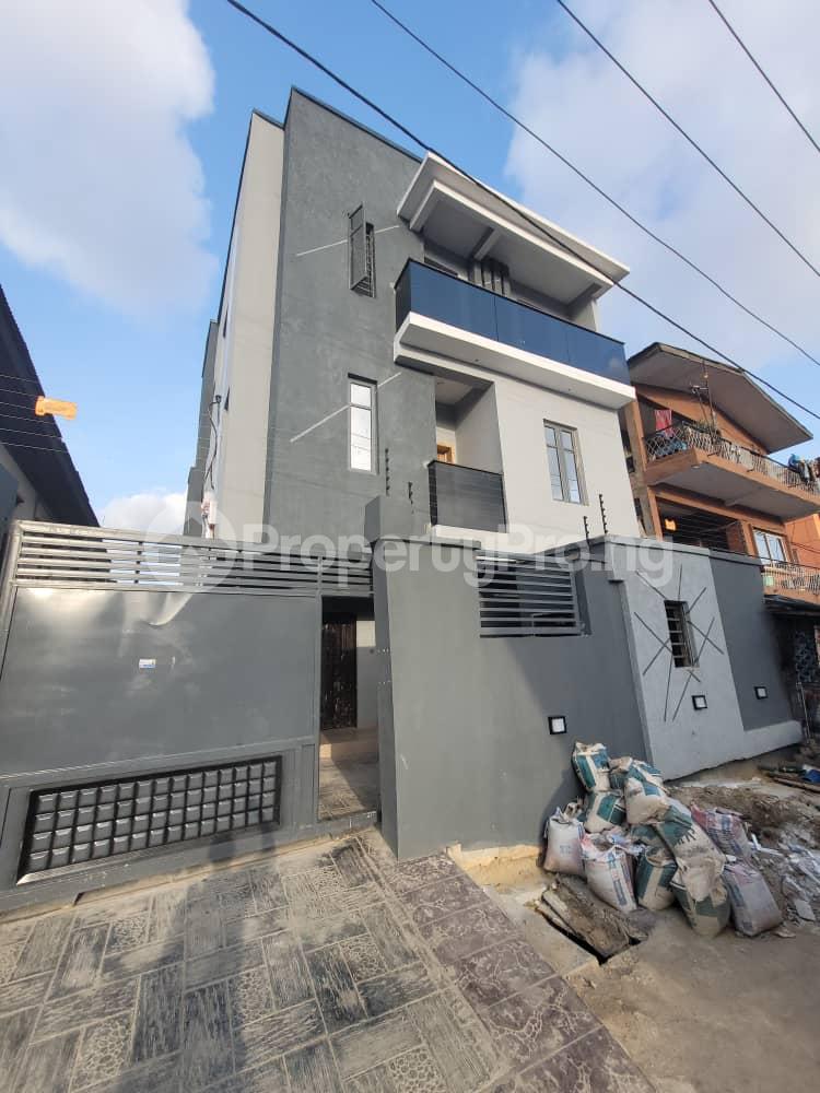 1 bedroom Flat / Apartment for rent At Kareem Street Off Ojuelegba Road Ojuelegba Surulere Lagos