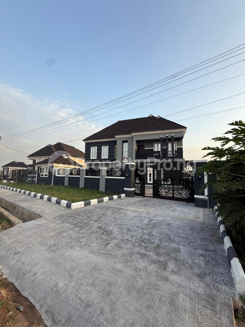 5 bedroom House for sale Airforce Estate (zone 4), Bashorun Housing Estate Akobo Ibadan Oyo