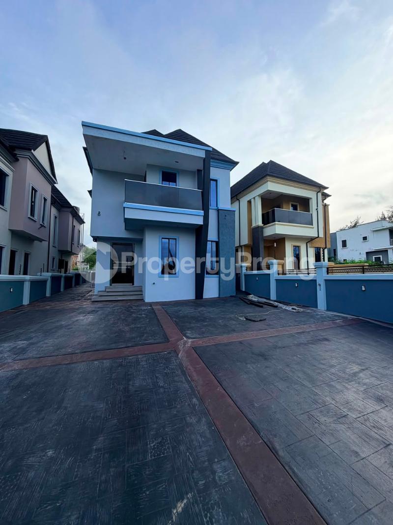 4 bedroom House for sale Carlton Gate Estate, Off Kolapo Ishola Gra Akobo Ibadan Oyo