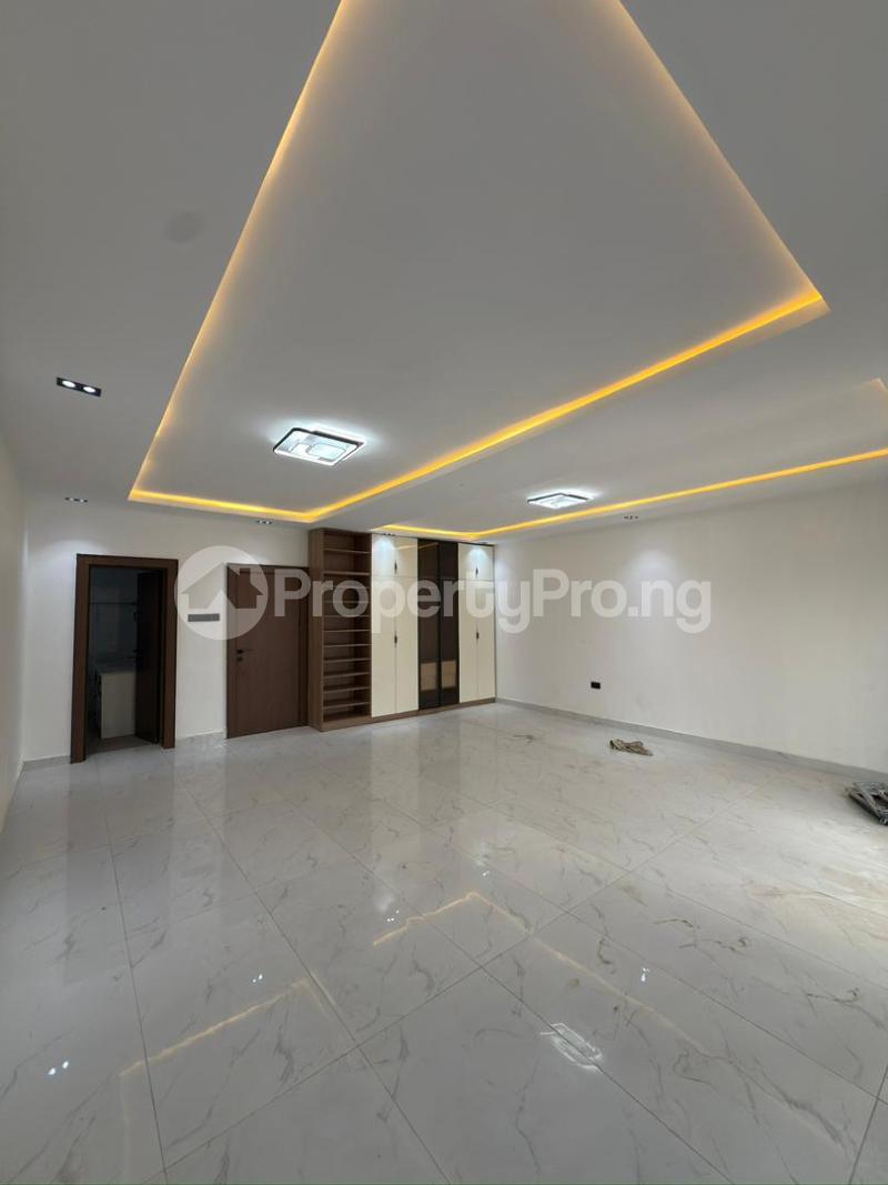 4 bedroom House for sale Carlton Gate Estate, Off Kolapo Ishola Gra Akobo Ibadan Oyo
