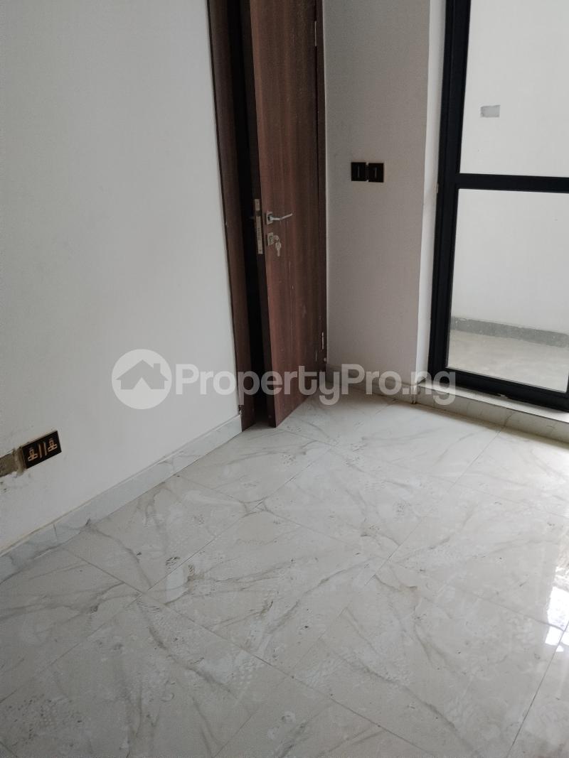 2 bedroom Flat / Apartment for sale Admiralty Admiralty Road Lekki Lagos