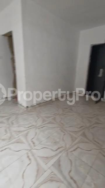 1 bedroom Flat / Apartment for rent Off Market Street, Shomolu, Lagos Shomolu Lagos
