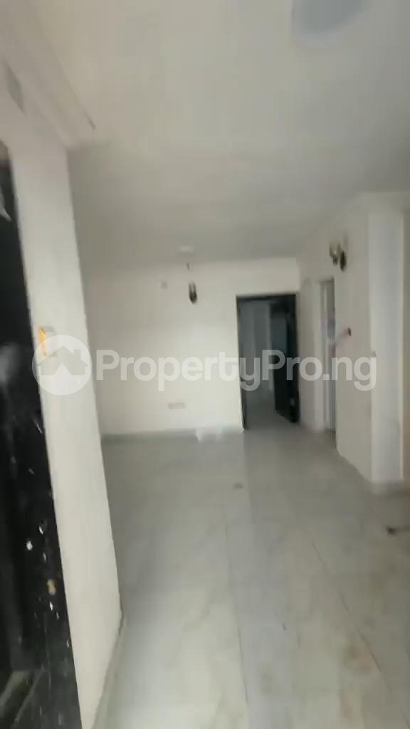 1 bedroom Flat / Apartment for rent Off Morocco Road, Yaba, Lagos Yaba Lagos