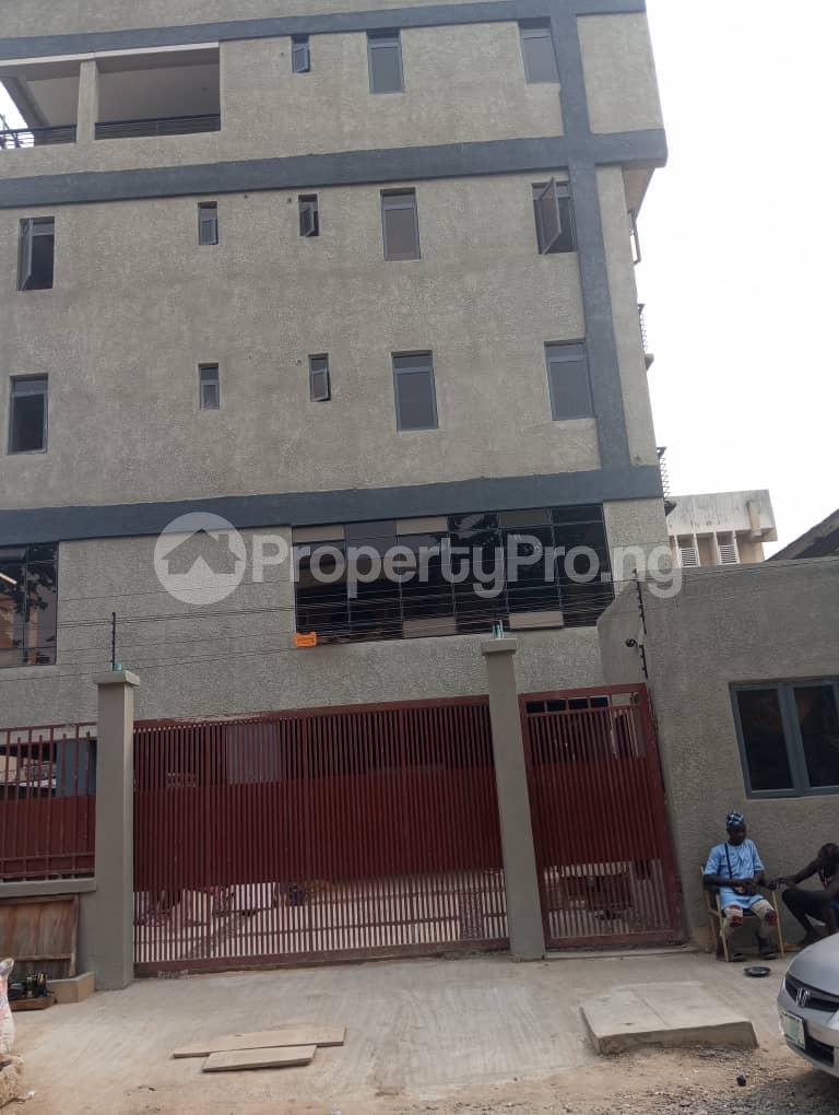 3 bedroom Flat / Apartment for rent Montgomery Sabo Yaba Lagos