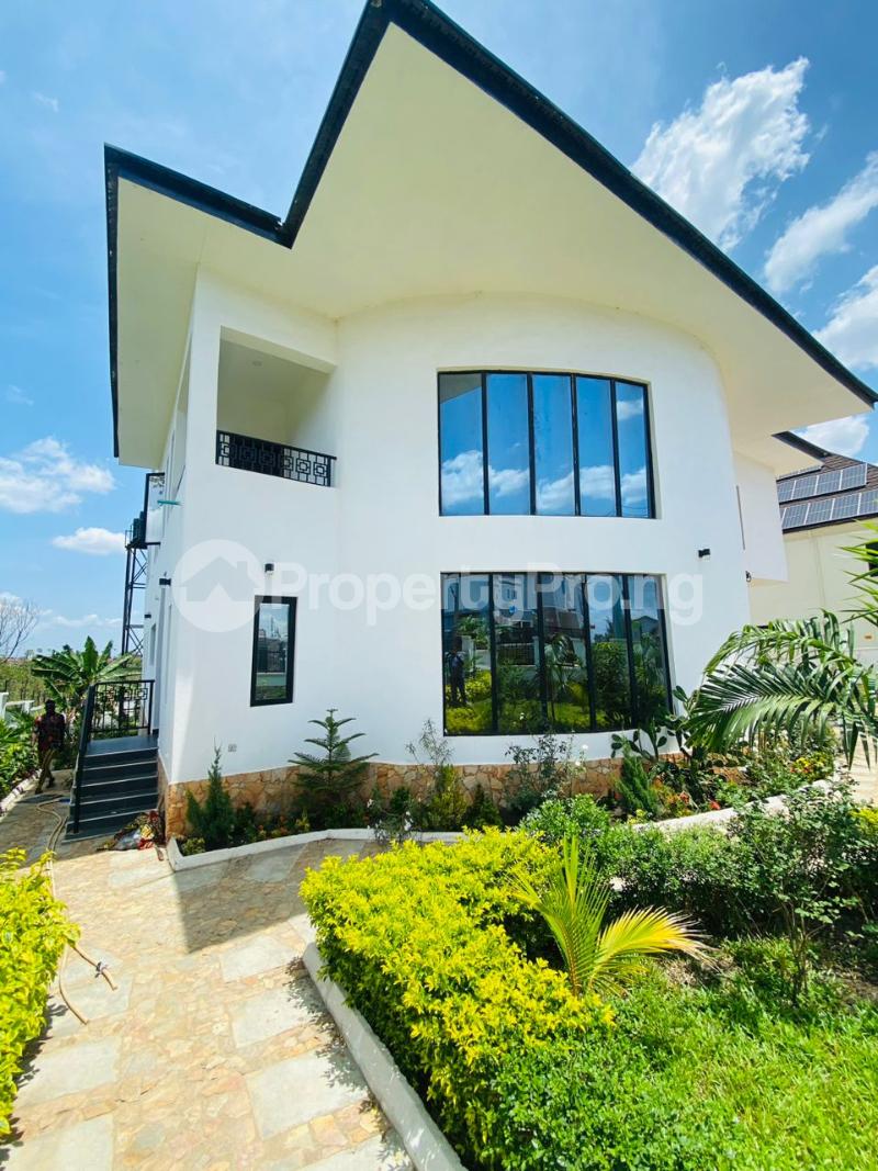 1 bedroom Flat / Apartment for rent Carlton Gate Estate, Akobo Gra Ibadan Oyo