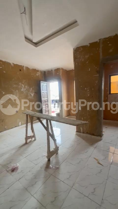 1 bedroom Flat / Apartment for rent Off Apata Street,shomolu Shomolu Lagos