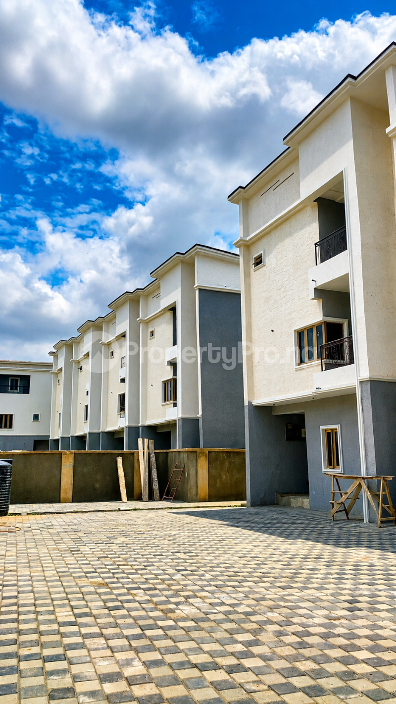 4 bedroom House for sale Off 3rd Avenue Gwarinpa Abuja