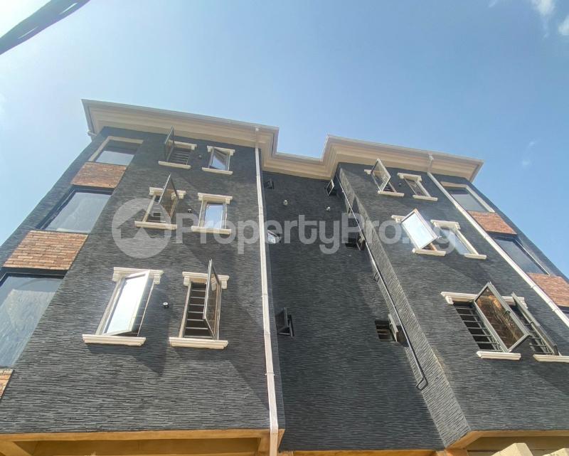 2 bedroom Flat / Apartment for rent Alagomeji Yaba Lagos