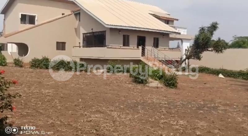 3 bedroom Flat / Apartment for sale Ikolaba Ibadan Oyo