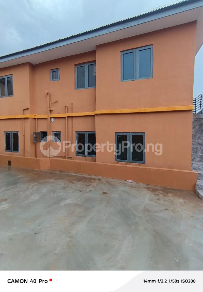 3 bedroom House for rent Olagbemi Estate, Off Mobil, Iyanganku Ibadan Oyo