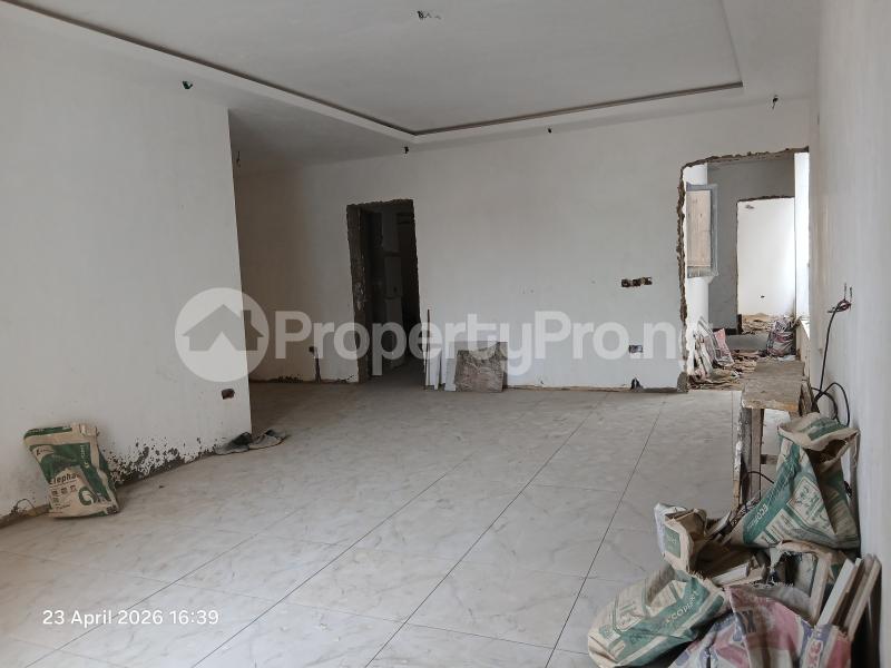 3 bedroom Flat / Apartment for sale Gated Street, Alagomeji Yaba Lagos