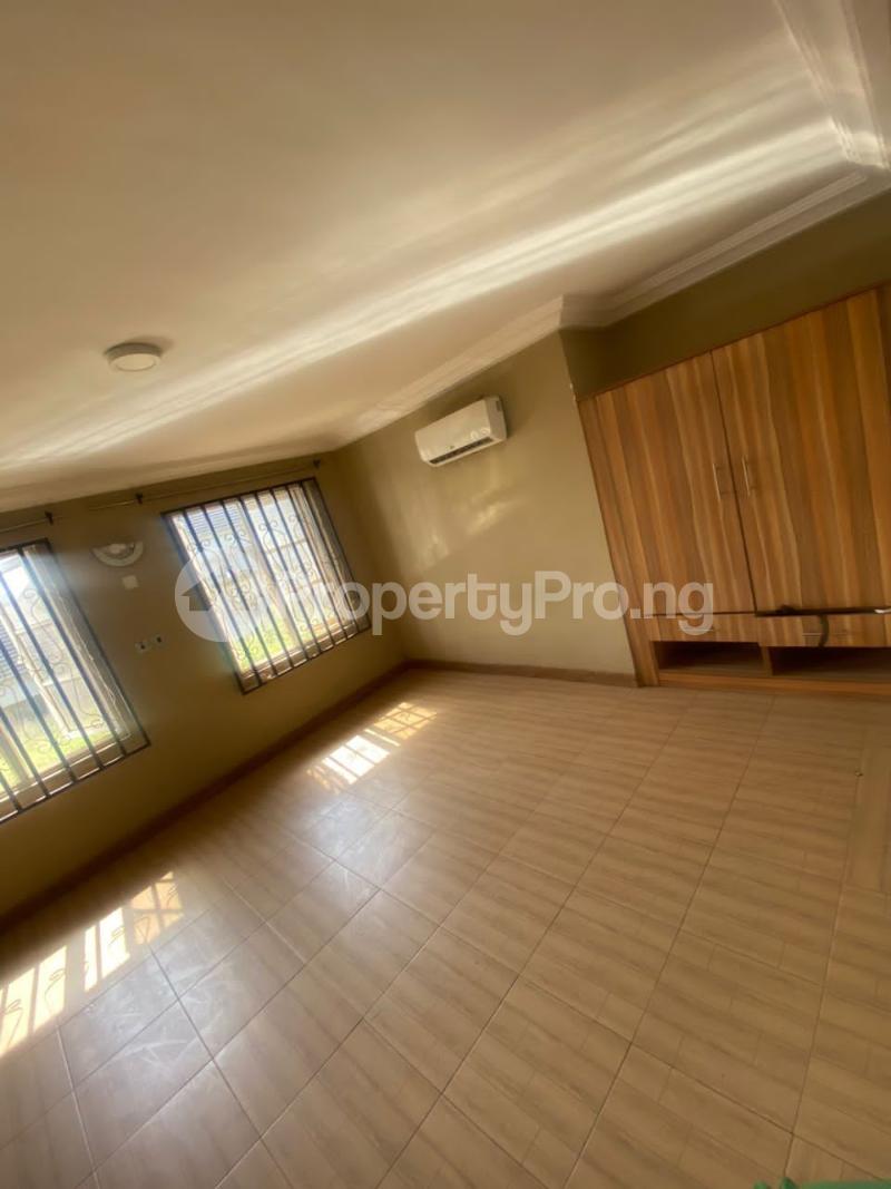 2 bedroom Flat / Apartment for rent Kolapo Ishola Gra Akobo Ibadan Oyo