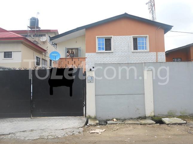 2 bedroom Flat / Apartment for rent By Ogunlana Drive Lagos