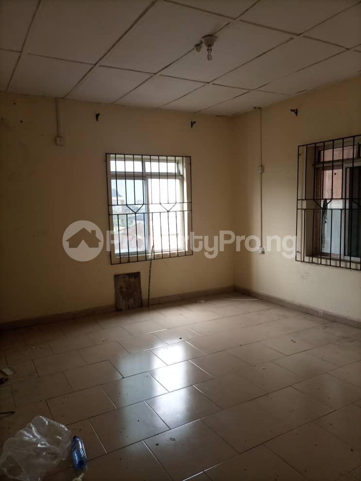 2 bedroom Flat / Apartment for rent Alagomeji Yaba Lagos