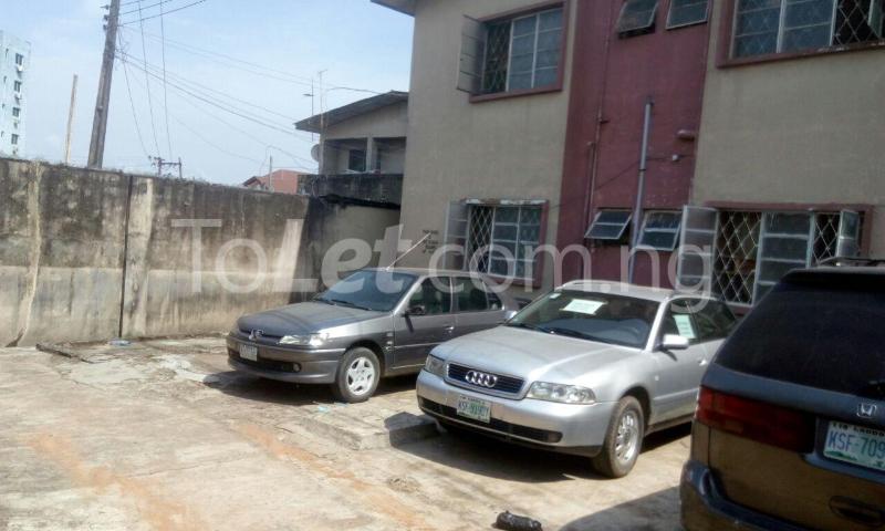 3 bedroom Flat / Apartment for rent Alapere Lagos