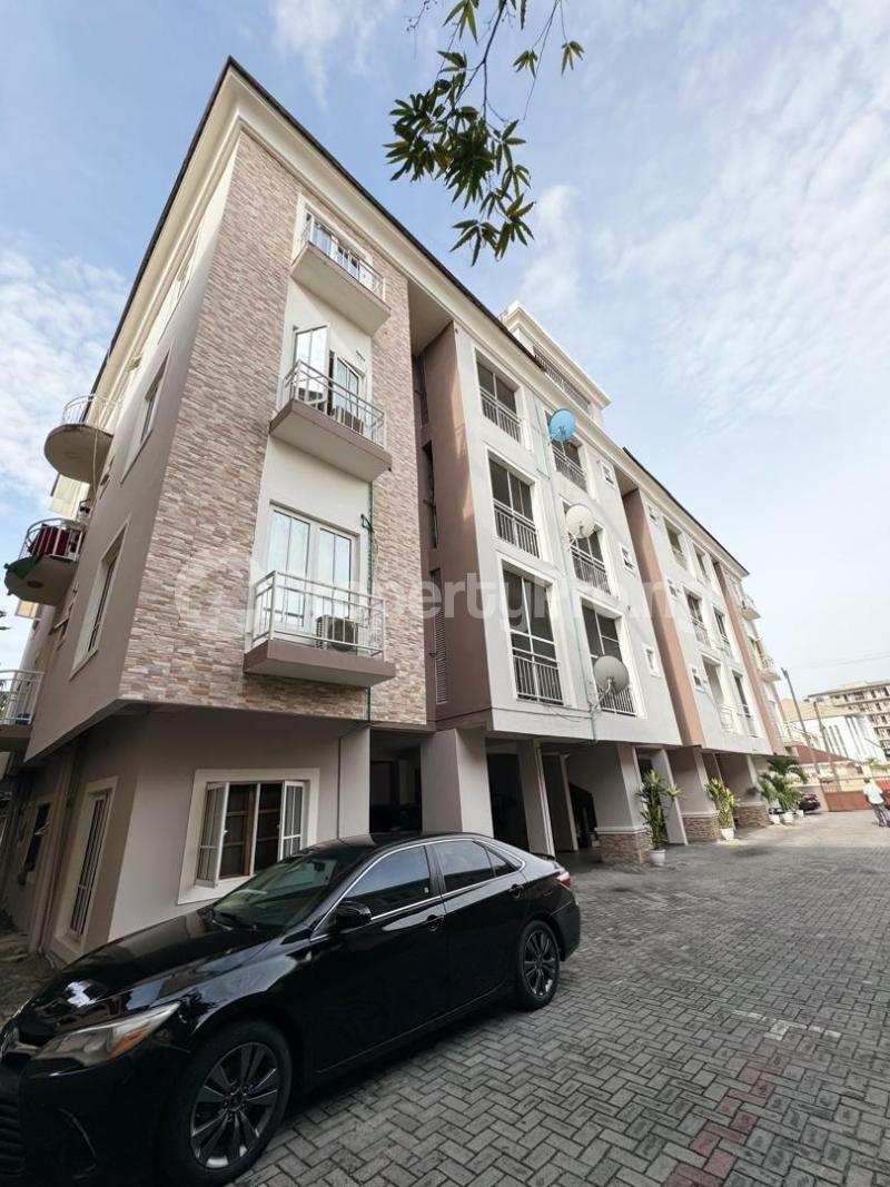 3 bedroom Flat / Apartment for sale Lekki Phase 1 Lekki Lagos