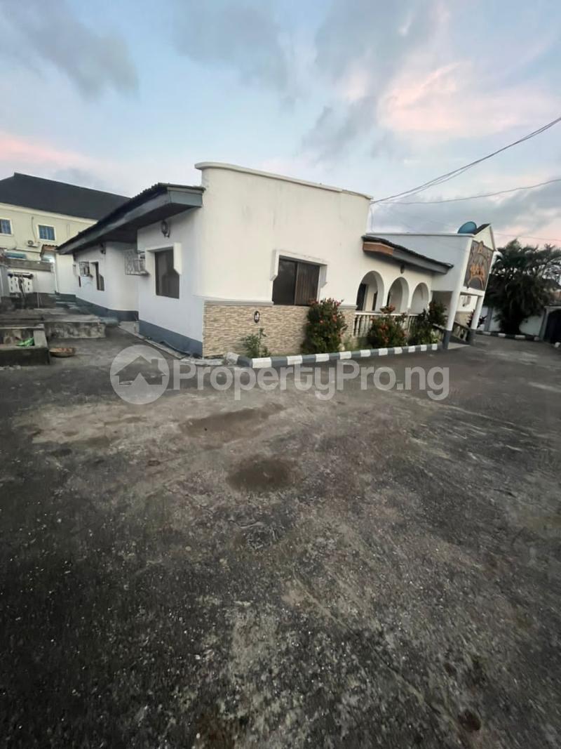 5 bedroom House for sale Iwaya Yaba Lagos