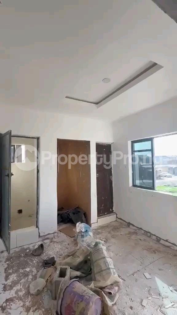 1 bedroom Flat / Apartment for rent Pedro Road Shomolu Lagos