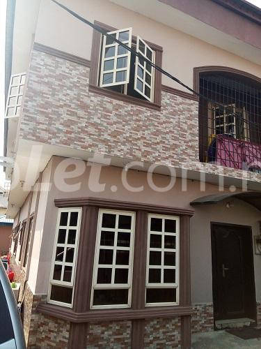 1 bedroom Flat / Apartment for rent Bakare Estate Lagos