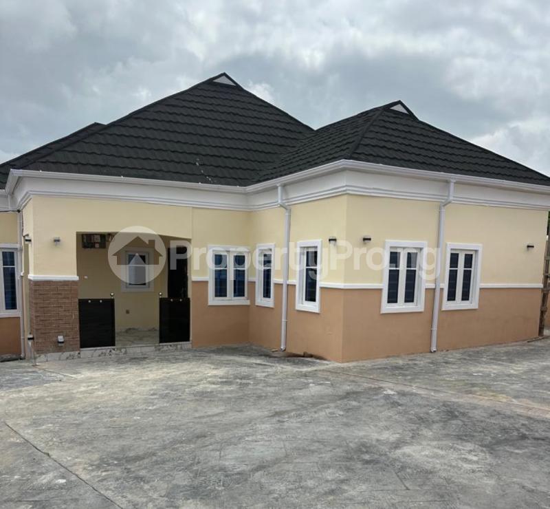 3 bedroom House for sale Alaka, Elebu, Oluyole Extension Ibadan Oyo
